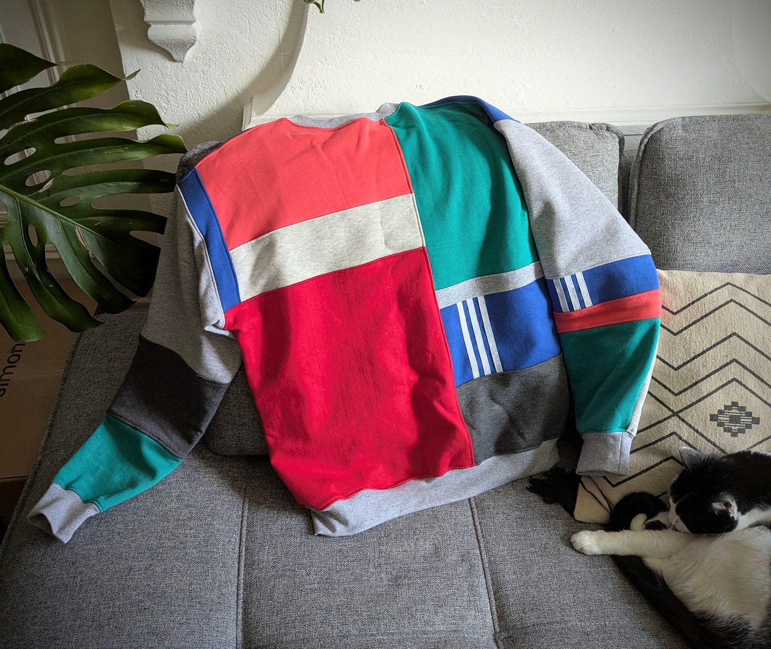 Image of OAK Unisex's Medium Retro Primary Patchwork Crew Neck