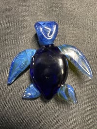 Image 2 of Turtle Bae Glass Turtle #039 wearable