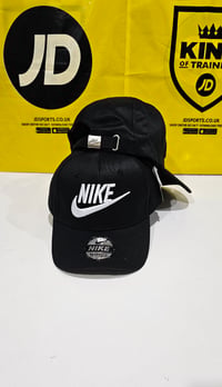 Image 1 of Mens Nike Caps(1"1)