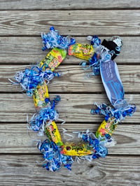 Image 2 of Customizable Candy Lei w/ Gift Card Holder
