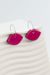 Aros labios fucsias