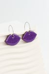 Aros labios morados
