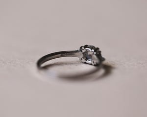 Image of Platinum 5.0mm rose-cut diamond ring (LON276)