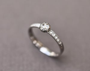 Image of Platinum 4.5mm white Rose-cut diamond ring with pave set band (LON277)