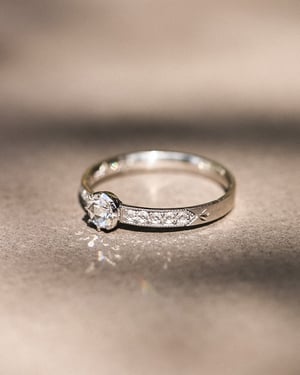 Image of Platinum 4.5mm white Rose-cut diamond ring with pave set band (LON277)