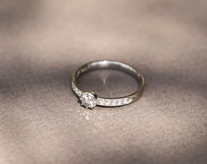 Image of Platinum 4.5mm white Rose-cut diamond ring with pave set band (LON277)
