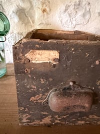 Image 2 of Ancien tiroir de quincaillerie numéro 5/9 - Objet décoration ancien