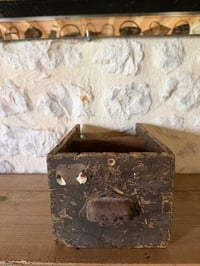 Image 3 of Ancien tiroir de quincaillerie numéro 7/9 - Objet décoration brocante 
