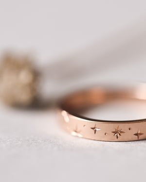 Image of 18ct Rose Gold 3mm ‘Star' Eternity ring