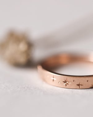 Image of 18ct Rose Gold 3mm ‘Star' Eternity ring