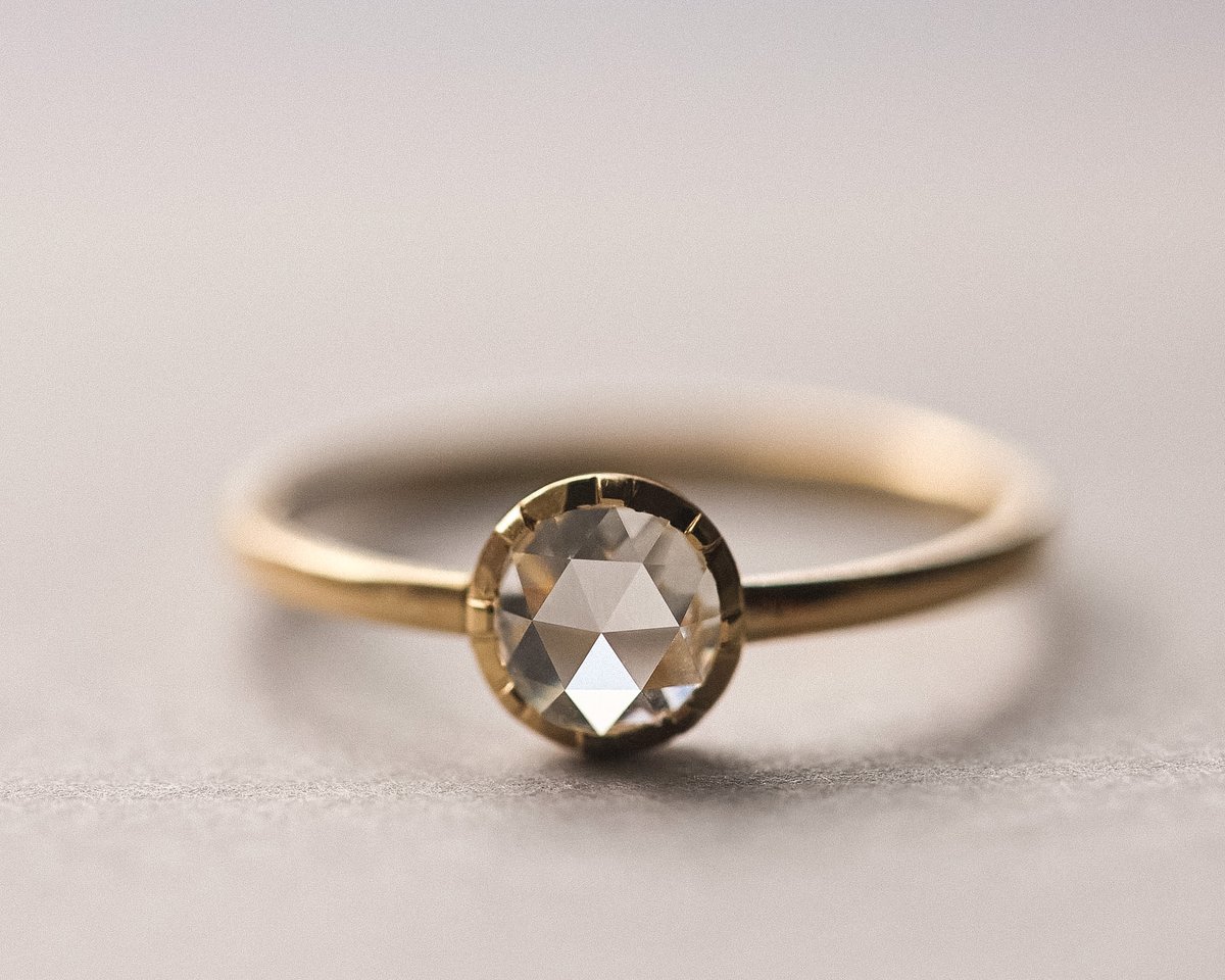 Image of *Made to order* 18ct yellow gold 5.0mm rose-cut diamond solitaire ring (LON205)