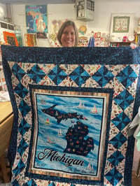 Image 3 of Spinning Around Michigan EXCLUSIVE Quilt Kit 