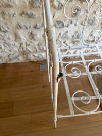 Image 11 of Petit lit ancien en fer forgé - Mobilier rénové 