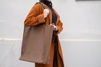 Image 1 of Large handmade shopping bag - Brown