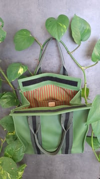 Image 4 of Lunch bag, handmade - green