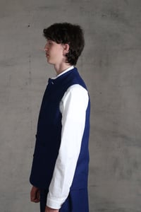 Image 8 of Clayton Gilet linen - French Blue 