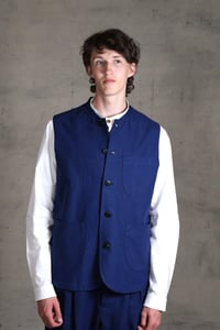 Image 10 of Clayton Gilet linen - French Blue 