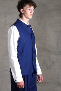 Image 6 of Clayton Gilet linen - French Blue 
