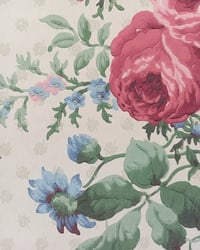 1990s Vintage Sanderson Wallpaper Roll - Pemberley Chintz Cottagecore Floral 80s - (Single Rolls) – detail view 5