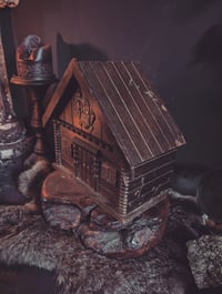 Image 2 of Cottage jewelry box 