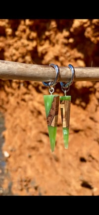 Triangolo Cala Graciò - Orecchini in Legno e Resina