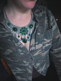 Image 3 of Green necklace 