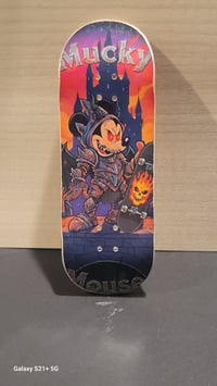Mucky Mouse og mold V2 pop 