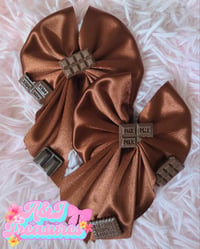 Chocolate piggies