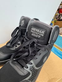 Image 10 of NOS Airwalk Prototype 600 size 11.5