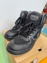 Image 3 of NOS Airwalk Prototype 600 size 11.5