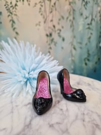 Image 1 of Black Shoes for MiniFee – for High-Heeled Feet (Kill-Heeled Feet) red flowers
