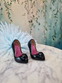 Image 3 of Black Shoes for MiniFee – for High-Heeled Feet (Kill-Heeled Feet) red flowers