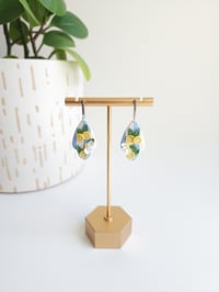 Image 1 of Linen & Lemon Rochelles