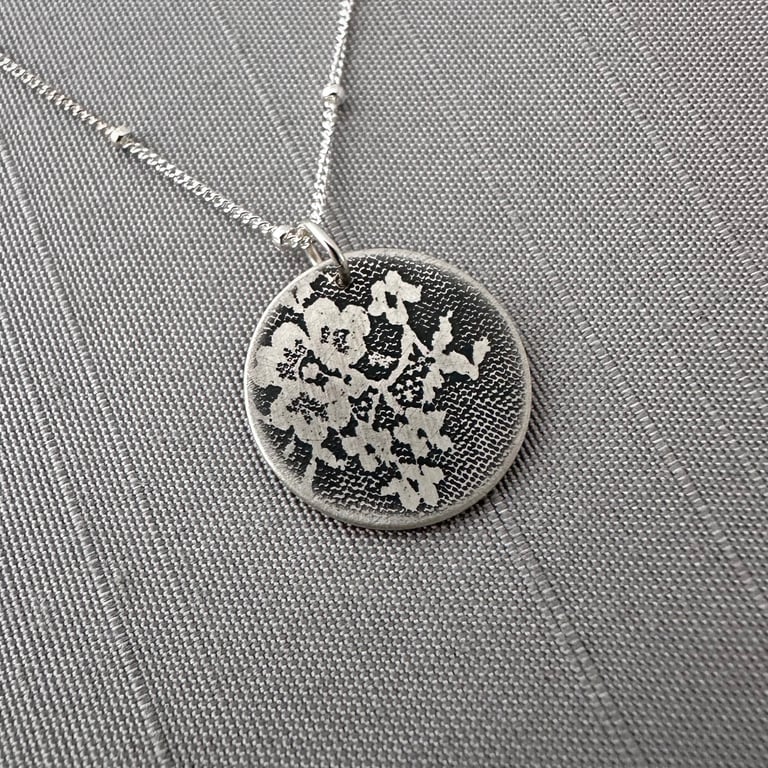 Silver Lace Circle Necklace
