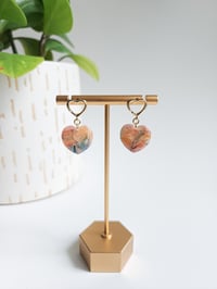 Shadow Rose Marble Hearts 