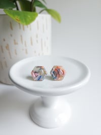 Shadow Rose Marble Hexagon Studs