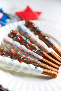 Image 2 of Star Spangled Pretzee Dozen