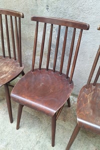 Image 5 of 4 chaises en bois à barreau de style scandinave