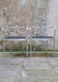 Image 1 of Paire de fauteuils en aluminium par Henning Larsen