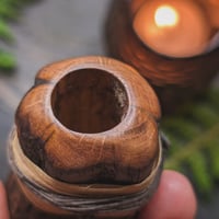 Image 2 of Holloway Oak Thorn Box (TH130)