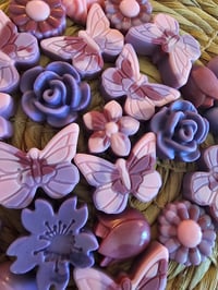 Image 2 of Pink Lagoon-a Rockytop Wax Works exclusive custom houseblend fragrance 