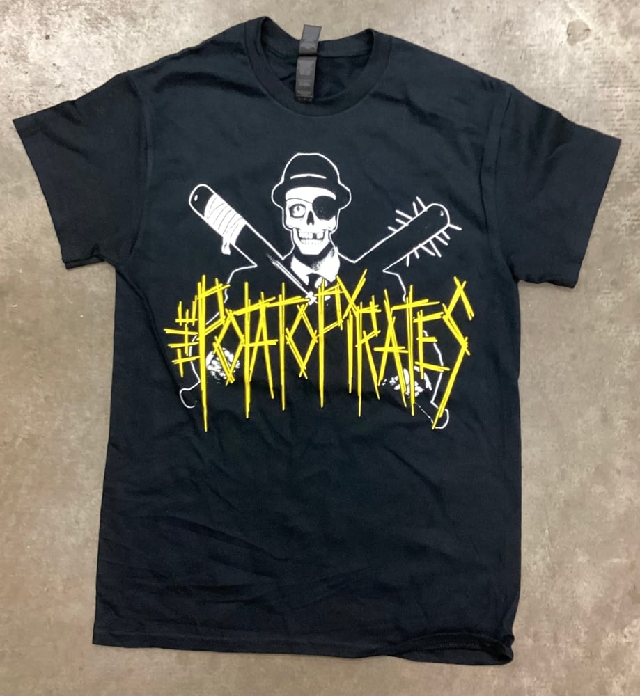 Image of Glow In The Dark Yellow Skull & Bats Tee