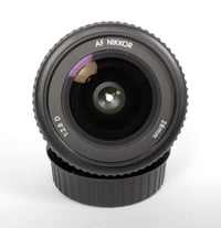 Image 2 of Nikon Nikkor AF 28mm F2.8 D wide angle lens for F mount cameras #2473