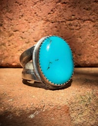 Image 2 of WL&A Handmade Ingot Old Style Split Band Navajo Blue Turquoise Ring - Size 5.5