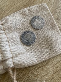 Image 2 of 1/10 oz Silver Round .999 - Egyptian Queen Nefertiti