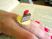 Image of Deluxe Cake Ring