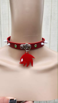 Knuckles Choker