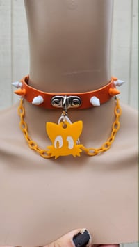 Tails Choker