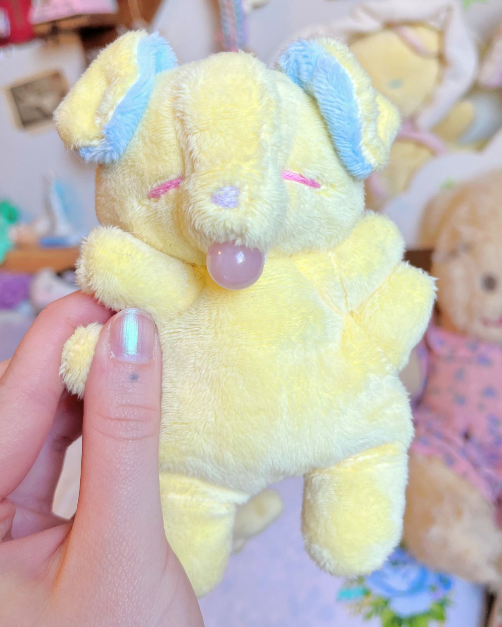 Image of Hugg-A-Me Babey! Yellow with pink ball