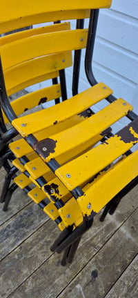 Image 3 of Chaises en métal à lattes